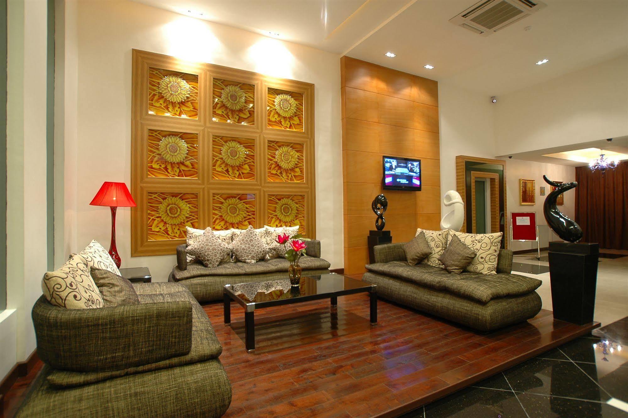 2 Inn 1 Boutique Hotel & Spa SDK Exterior photo